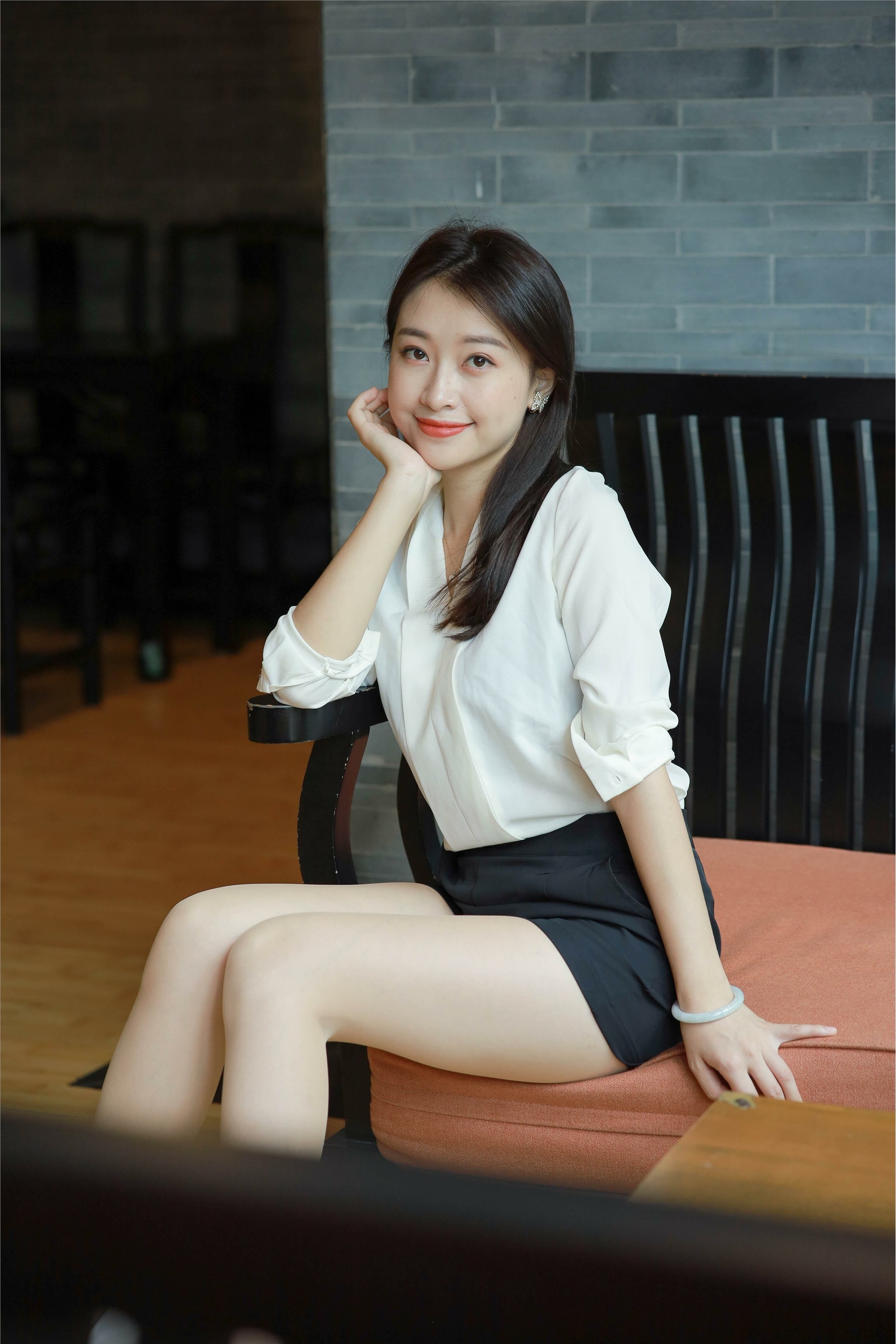 IESS异思趣向  2021.11.03 丝享家964：小婕《沙发上的佳人》